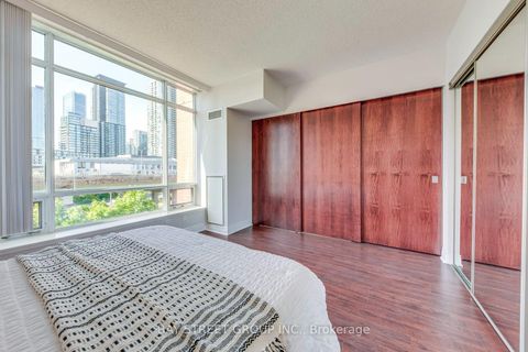Photo 18 at 512E - 500 Queens Quay W, Waterfront Communities C1, Toronto