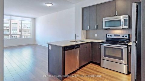 Photo 5 at 403 - 7608 Yonge Street, Yorkhill, Vaughan