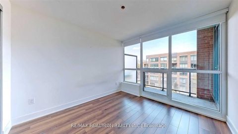 Photo 13 at 403 - 7608 Yonge Street, Yorkhill, Vaughan