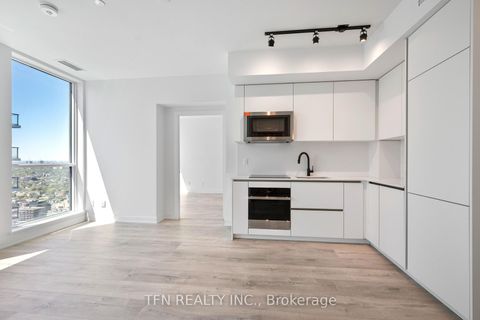 Photo 2 at 4704 - 327 King Street W, Waterfront Communities C1, Toronto