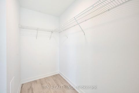 Photo 6 at 4704 - 327 King Street W, Waterfront Communities C1, Toronto
