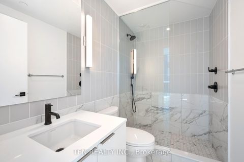 Photo 7 at 4704 - 327 King Street W, Waterfront Communities C1, Toronto