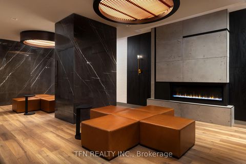 Photo 14 at 4704 - 327 King Street W, Waterfront Communities C1, Toronto