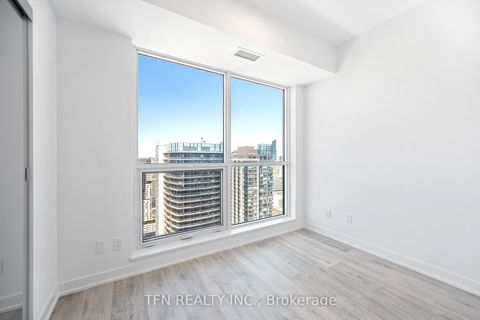 Photo 9 at 4505 - 327 King Street W, Waterfront Communities C1, Toronto