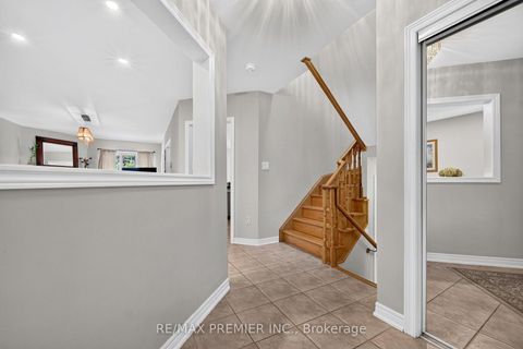 Photo 4 at 83 Royal Ridge Crescent, Maple, Vaughan