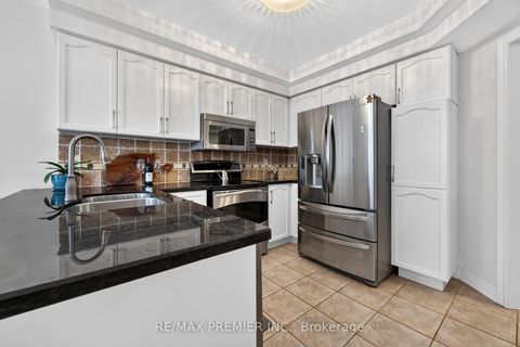 Photo 9 at 83 Royal Ridge Crescent, Maple, Vaughan