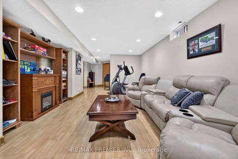 Photo 27 at 83 Royal Ridge Crescent, Maple, Vaughan