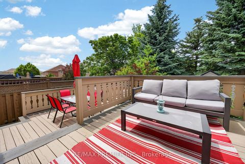 Photo 28 at 83 Royal Ridge Crescent, Maple, Vaughan