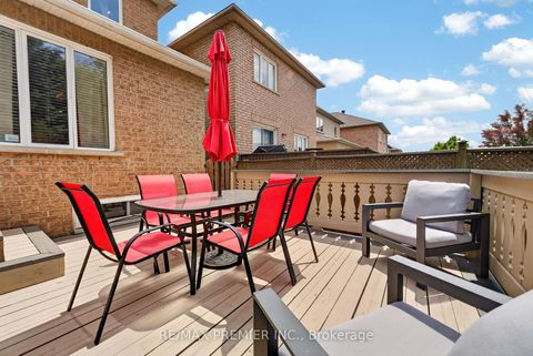Photo 30 at 83 Royal Ridge Crescent, Maple, Vaughan
