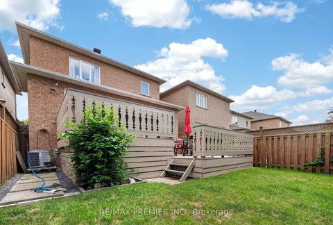 Photo 31 at 83 Royal Ridge Crescent, Maple, Vaughan