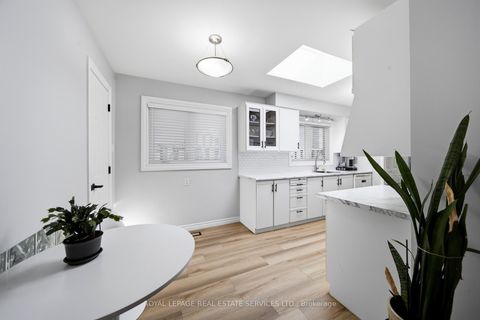 Photo 7 at 127 Redgrave Drive, Richview, Toronto