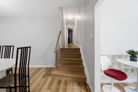 Photo 14 at 127 Redgrave Drive, Richview, Toronto