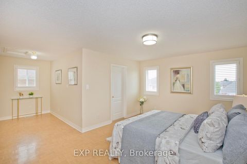 Photo 21 at 55 Sandway Crescent, Maple, Vaughan