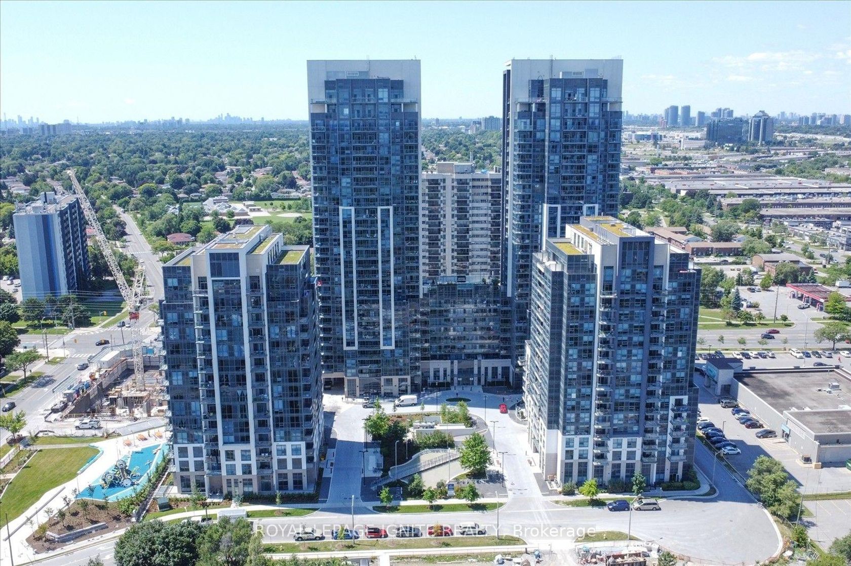 1110 - 30 Meadowglen Place, Woburn, Toronto photo 3