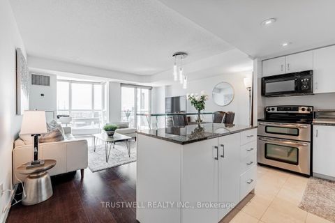 Photo 5 at 511 - 208 Queens Quay W, Waterfront Communities C1, Toronto