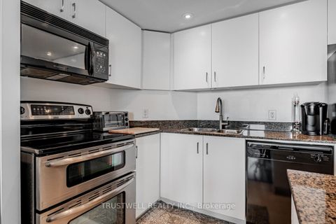 Photo 8 at 511 - 208 Queens Quay W, Waterfront Communities C1, Toronto