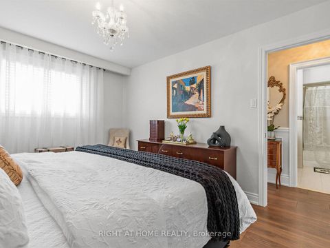 Photo 13 at 2 Grenadine Court, Humber Summit, Toronto