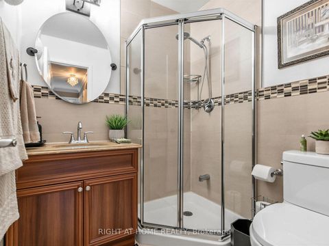 Photo 24 at 2 Grenadine Court, Humber Summit, Toronto