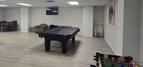 Photo 14 at 413 - 2737 Keele Street, CFB, Toronto