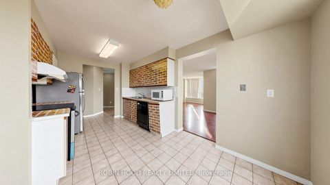 Photo 9 at 603 - 400 Mclevin Avenue, Malvern, Toronto