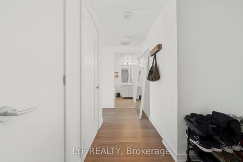 Photo 8 at 2403 - 357 King Street W, Waterfront Communities C1, Toronto