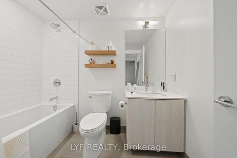 Photo 28 at 2403 - 357 King Street W, Waterfront Communities C1, Toronto