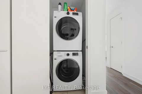 Photo 29 at 2403 - 357 King Street W, Waterfront Communities C1, Toronto