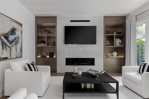 Photo 9 at 2B Fairway Road, Rosethorn, Toronto
