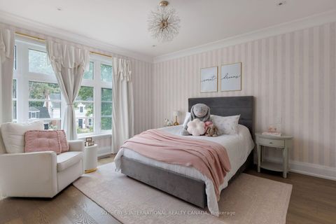 Photo 29 at 2B Fairway Road, Rosethorn, Toronto
