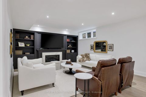 Photo 36 at 2B Fairway Road, Rosethorn, Toronto