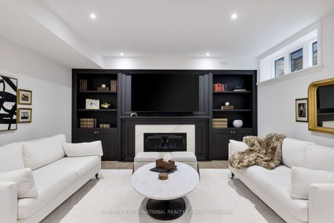 Photo 38 at 2B Fairway Road, Rosethorn, Toronto