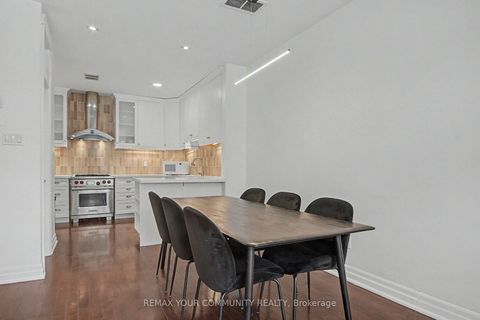 Photo 3 at 1079 Broadview Avenue, Broadview North, Toronto