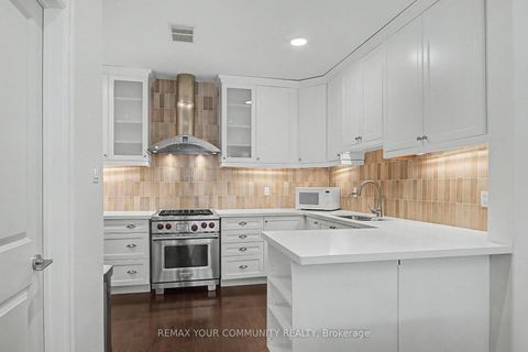 Photo 4 at 1079 Broadview Avenue, Broadview North, Toronto