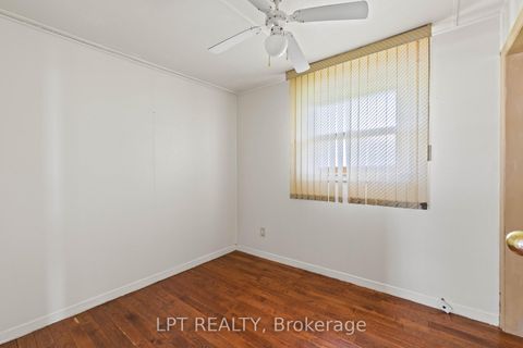 Photo 13 at 815 Paradise Drive, Historic Lakeshore Communities, Georgina