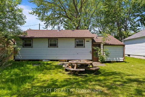 Photo 20 at 815 Paradise Drive, Historic Lakeshore Communities, Georgina