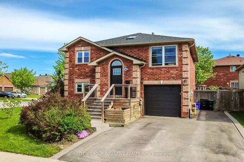 Photo 41 at 2 Hewitt Place, Georgian Drive, Barrie