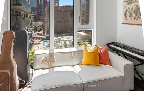Photo 9 at 427 - 543 Richmond Street W, Waterfront Communities C1, Toronto