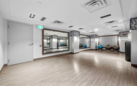 Photo 25 at 427 - 543 Richmond Street W, Waterfront Communities C1, Toronto