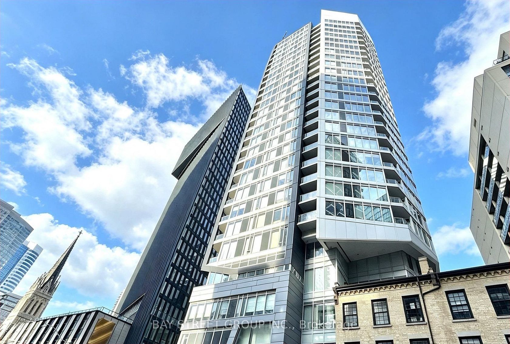 1906 - 68 Shuter Street, Yonge Corridor, Toronto 