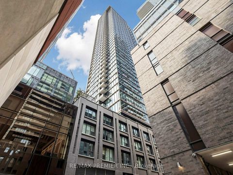 Photo 2 at 1007 - 55 Mercer Street, Waterfront Communities C1, Toronto