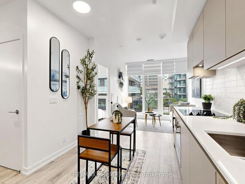 Photo 10 at 1007 - 55 Mercer Street, Waterfront Communities C1, Toronto