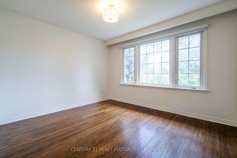 Photo 21 at 6 Donna Court, Newtonbrook East, Toronto