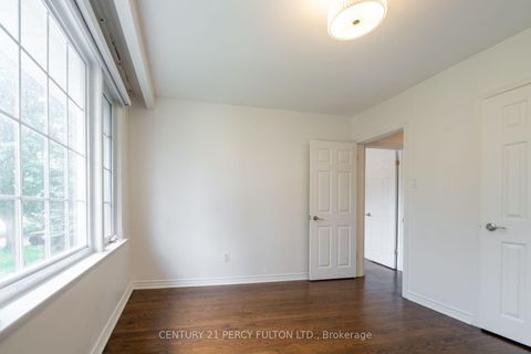 Photo 22 at 6 Donna Court, Newtonbrook East, Toronto