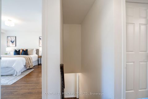 Photo 25 at 6 Donna Court, Newtonbrook East, Toronto