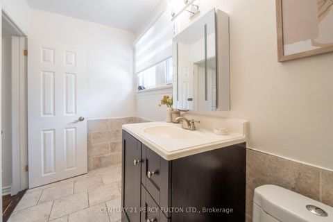 Photo 29 at 6 Donna Court, Newtonbrook East, Toronto