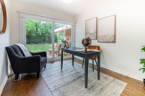 Photo 33 at 6 Donna Court, Newtonbrook East, Toronto