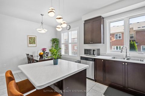 Photo 9 at 11 Fusilier Drive, Birchmount, Toronto