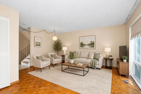 Photo 8 at 18 - 11 Four Winds Drive, York University Heights, Toronto