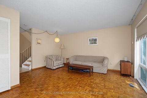 Photo 9 at 18 - 11 Four Winds Drive, York University Heights, Toronto