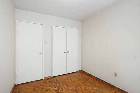 Photo 17 at 18 - 11 Four Winds Drive, York University Heights, Toronto